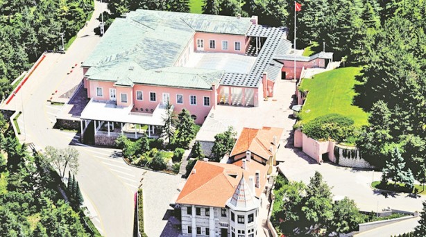 Foto - Hem vatan-millet diyeceksin, hem milletin parasına el koyacaksın: İhanetin böylesi