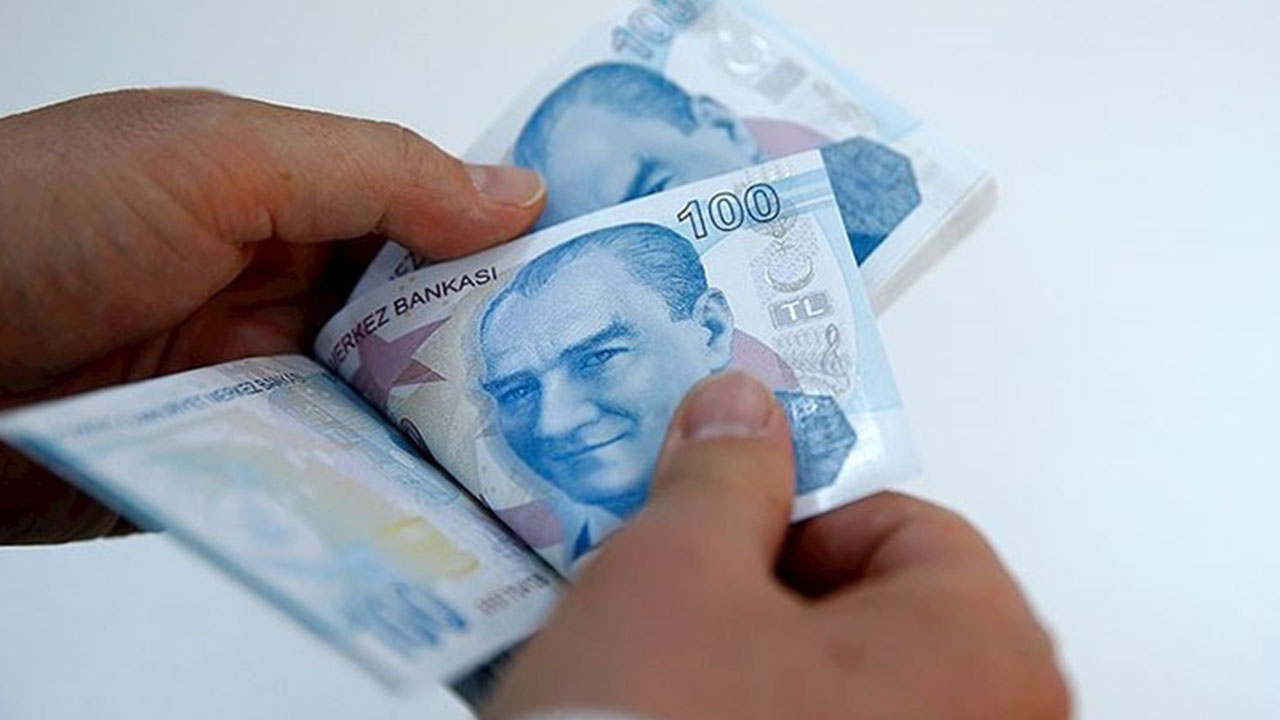 Foto - Hemen kontrol edin! Çoktan emekli olmuş olabilirsiniz, prim yaşını boşu boşuna beklemeyin