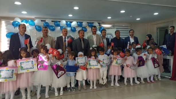 Foto - Henüz onlar 4 yaşında! Kur'an-ı Kerim sevgisiyle 80 minik öğrenciden büyük başarı! 