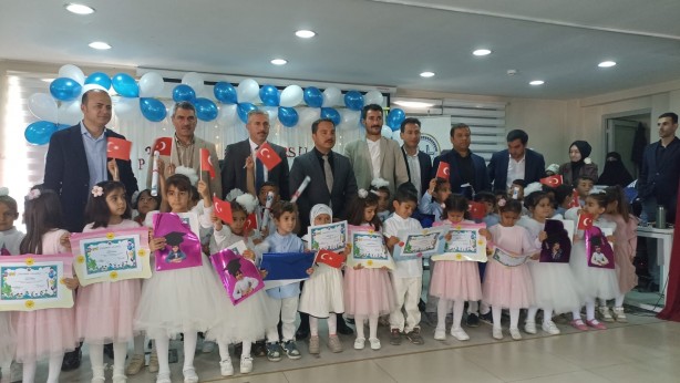 Foto - Henüz onlar 4 yaşında! Kur'an-ı Kerim sevgisiyle 80 minik öğrenciden büyük başarı! 