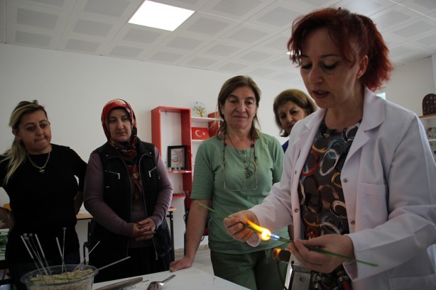 Foto - Hepsi birbirinden ilginç Atık soda şişelerinden neler oluyormuş neler