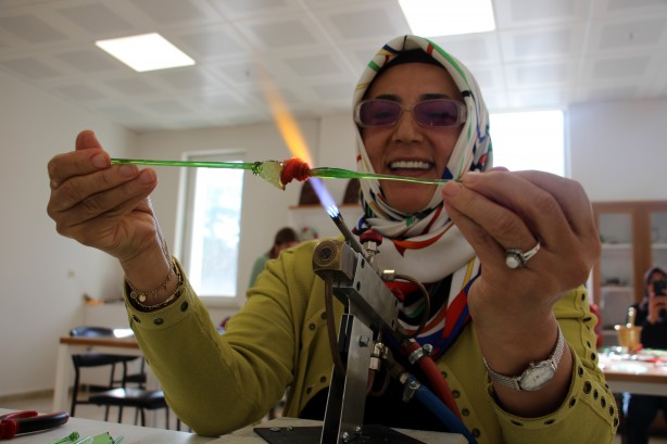 Foto - Hepsi birbirinden ilginç Atık soda şişelerinden neler oluyormuş neler