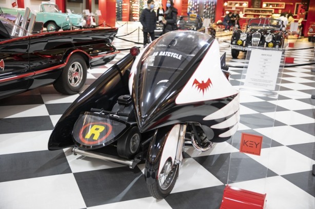 Foto - Hepsi birbirinden ilginç Bu otomobiller sokakta yok