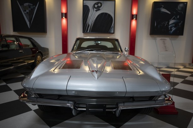 Foto - Hepsi birbirinden ilginç Bu otomobiller sokakta yok