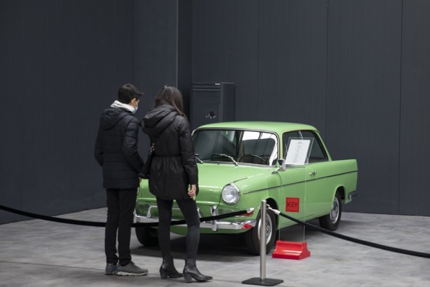 Foto - Hepsi birbirinden ilginç Bu otomobiller sokakta yok