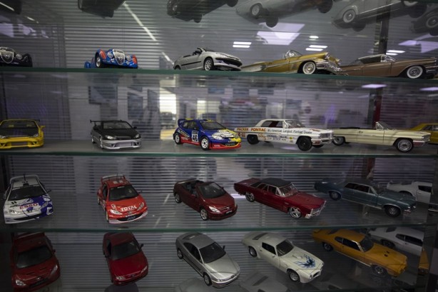 Foto - Hepsi birbirinden ilginç Bu otomobiller sokakta yok