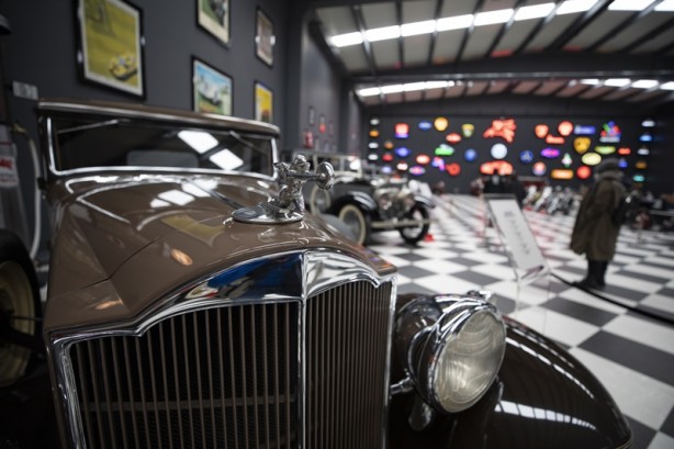 Foto - Hepsi birbirinden ilginç Bu otomobiller sokakta yok