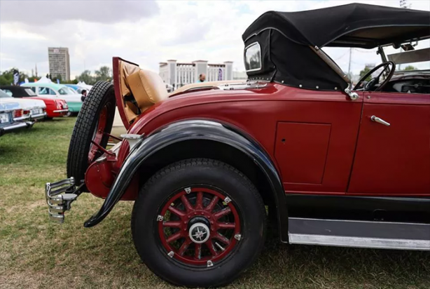Foto - Hepsi birbirinden ilginç! Otomobil tutkunları bakmaya doymuyor