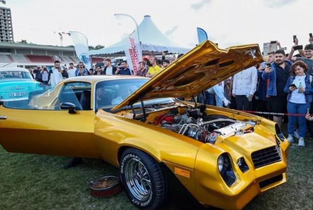 Foto - Hepsi birbirinden ilginç! Otomobil tutkunları bakmaya doymuyor