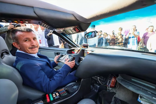 Foto - Hepsi birbirinden ilginç! Otomobil tutkunları bakmaya doymuyor