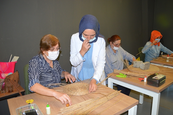 Foto - Hepsi el emeği göz nuru! Talebe yetişemiyorlar