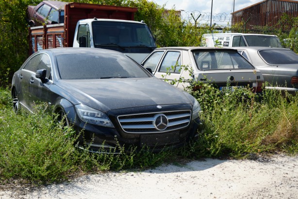 Foto - Hepsi olduğu yerde çürüyor Karşınızda servet mezarlığı
