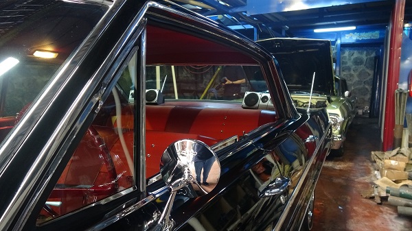 Foto - Hepsine gözü gibi bakıyor! Bu garajda bir servet var