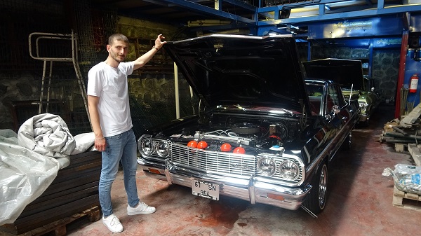 Foto - Hepsine gözü gibi bakıyor! Bu garajda bir servet var