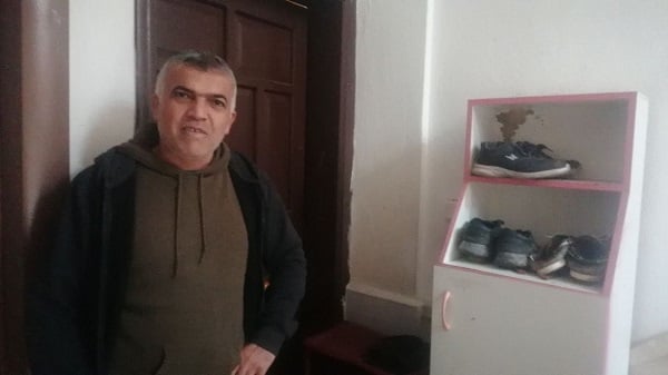 Foto - Hepsini tek tek kokladı | Hırsızdaki cesarete bakın!