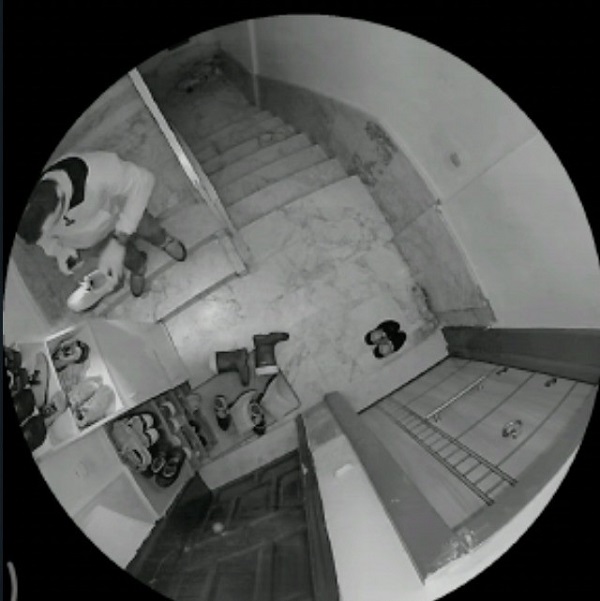 Foto - Hepsini tek tek kokladı | Hırsızdaki cesarete bakın!