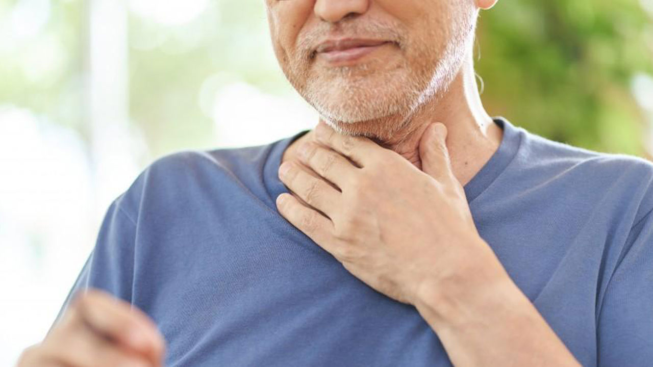 Her 5 kişiden biri bu sorunu yaşıyor! Yutma güçlüğünü hafife almayın