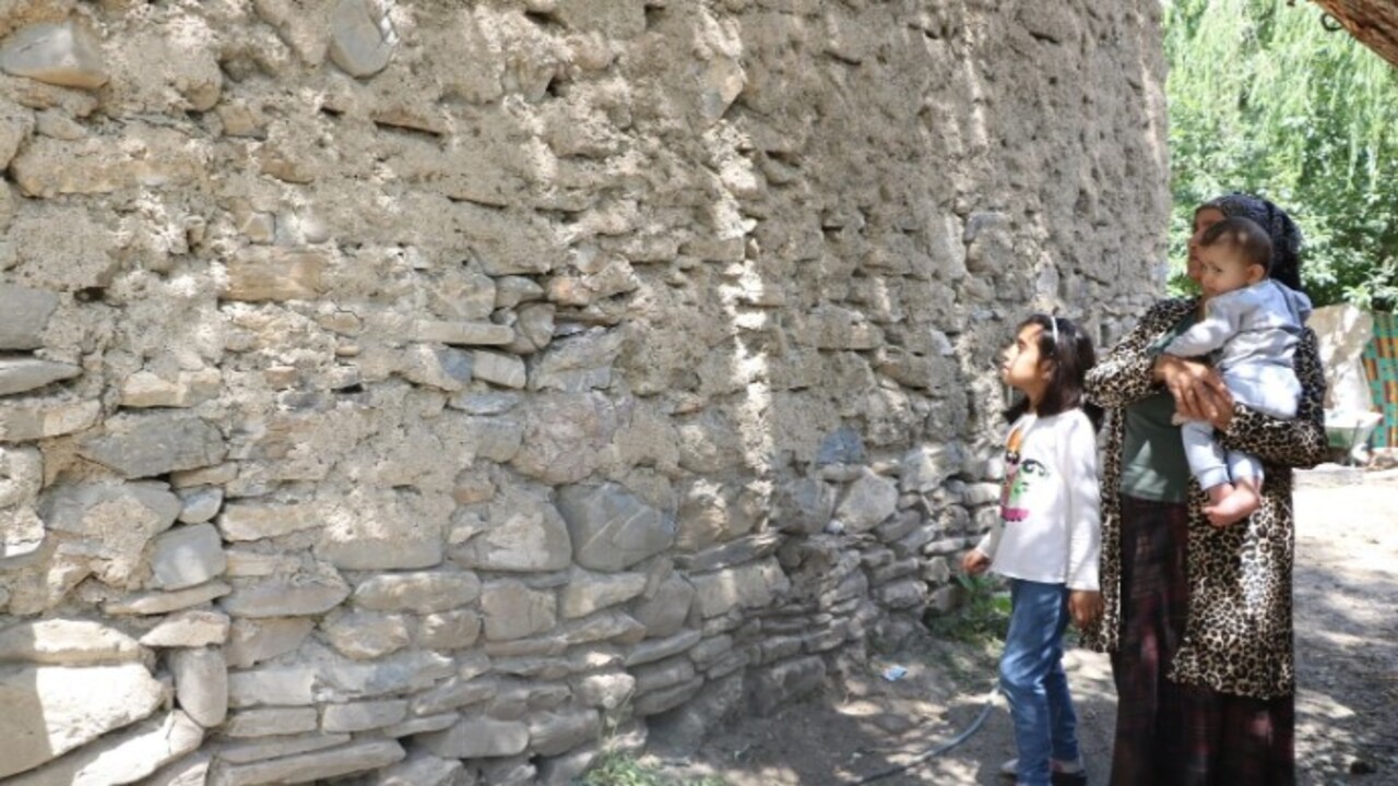 Foto - Her an yerden çıkabilir! Ailenin kabusu hava ısınınca başlıyor