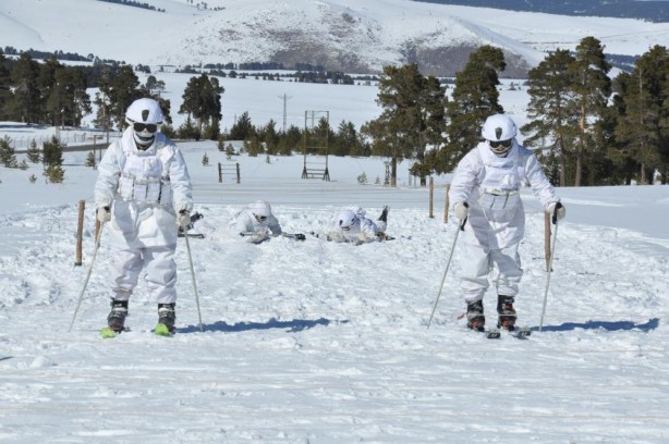Foto - Her babayiğit yapamaz! Eksi 25’te nefes kesen anlar