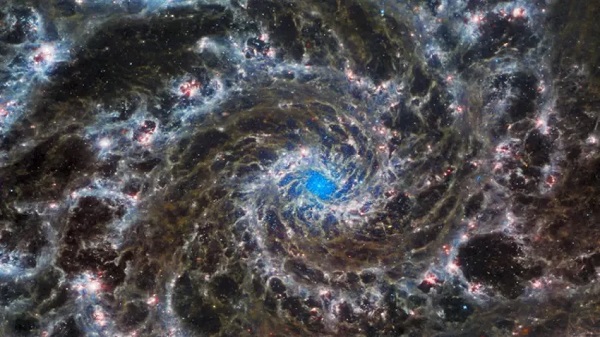 Foto - Her biri göz kamaştırıcı! İşte Webb Uzay Teleskobu'ndan 8 kare