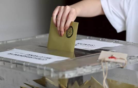 Foto - Her dediği çıkan ünlü anketçi yerel seçimlerle ilgili son durumu açıkladı: Aradaki fark 21,4