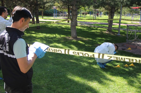 Foto - Her detay titizlikle inceleniyor! Delillerden suçluya böyle ulaşılıyor