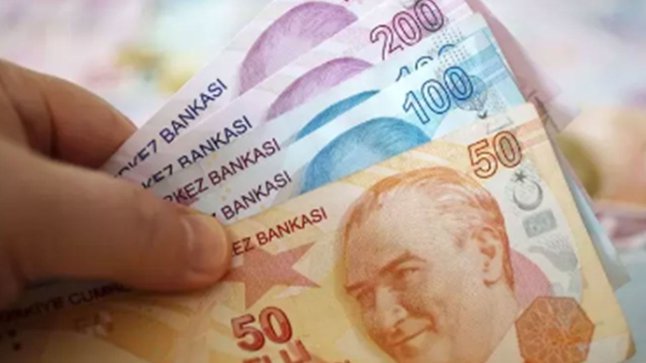 Foto - Her emekliye 8 bin lira verilecek