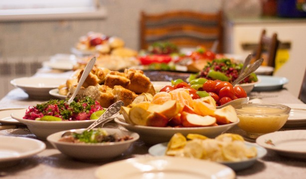 Her evde var... Böyle yemek zehirliyor!