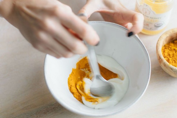 Foto - Her gece zerdeçallı yoğurt yerseniz...