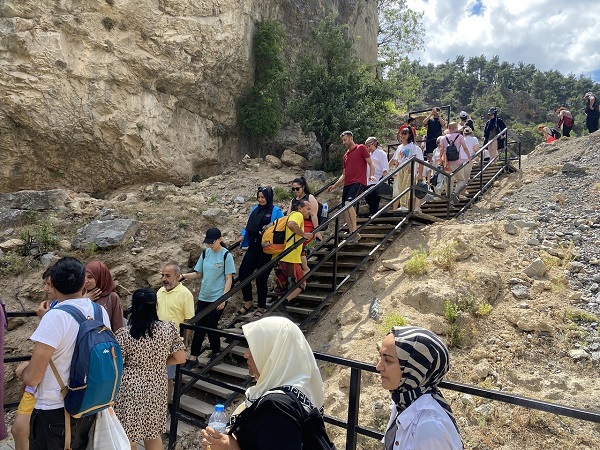 Foto - Her gören hayran kalıyor: Küp Şelalesi