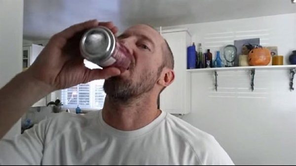 Foto - Her gün 10 kutu kola içti ve bakın ne oldu