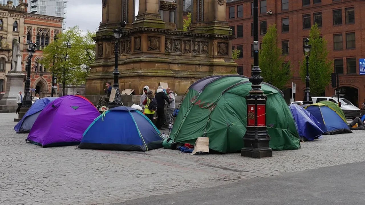 Foto - Her gün 4 evsiz ölüyor!