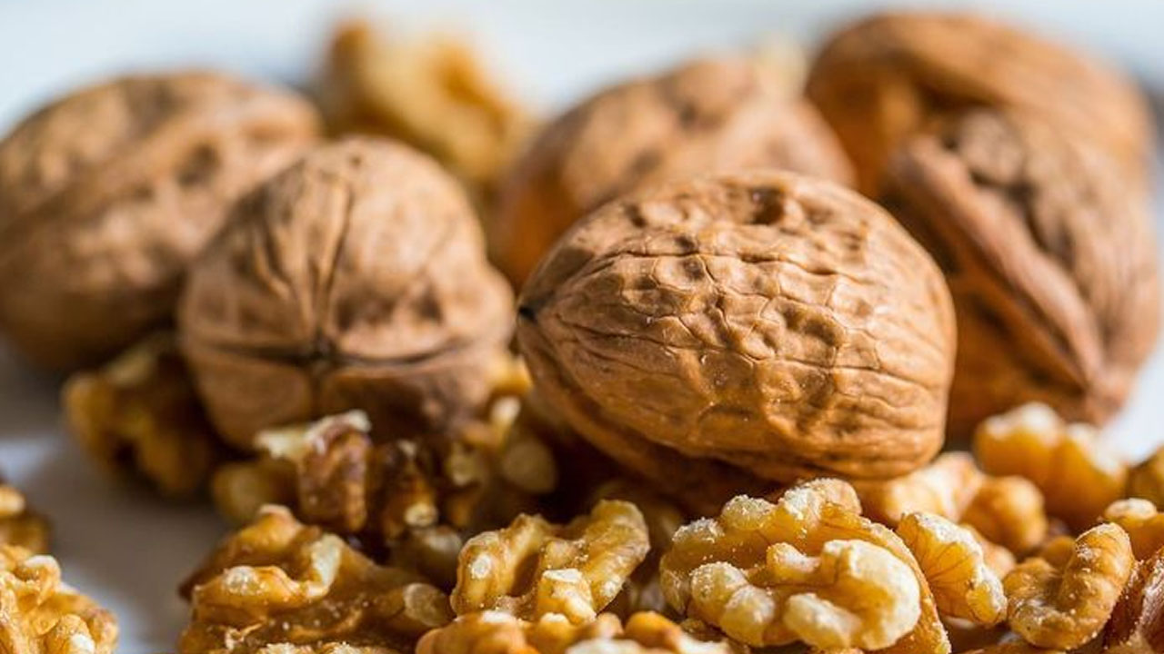 Foto - Her gün 5 tane ceviz yiyen yaşadı