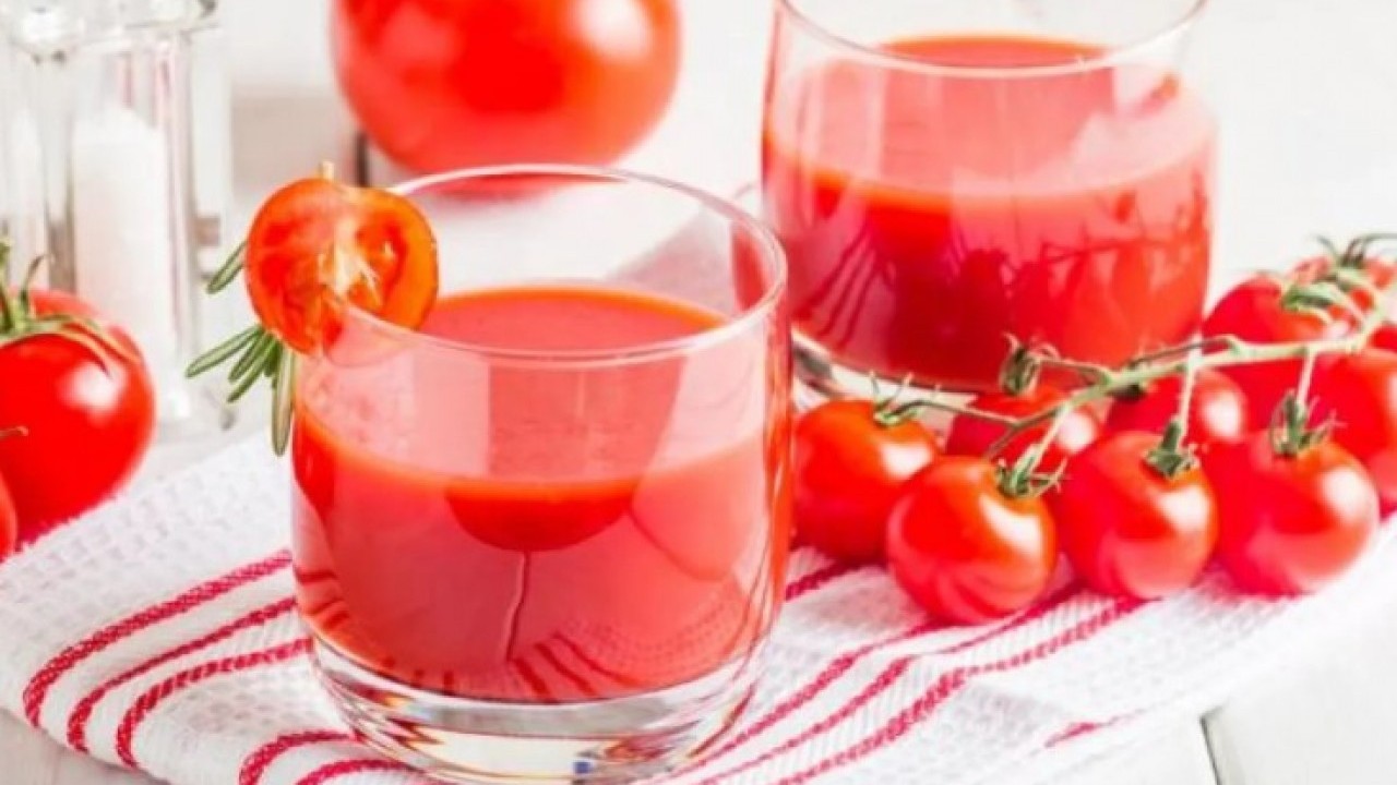 Foto - Her gün bir bardak için: Domates suyunun mucizevi faydası!