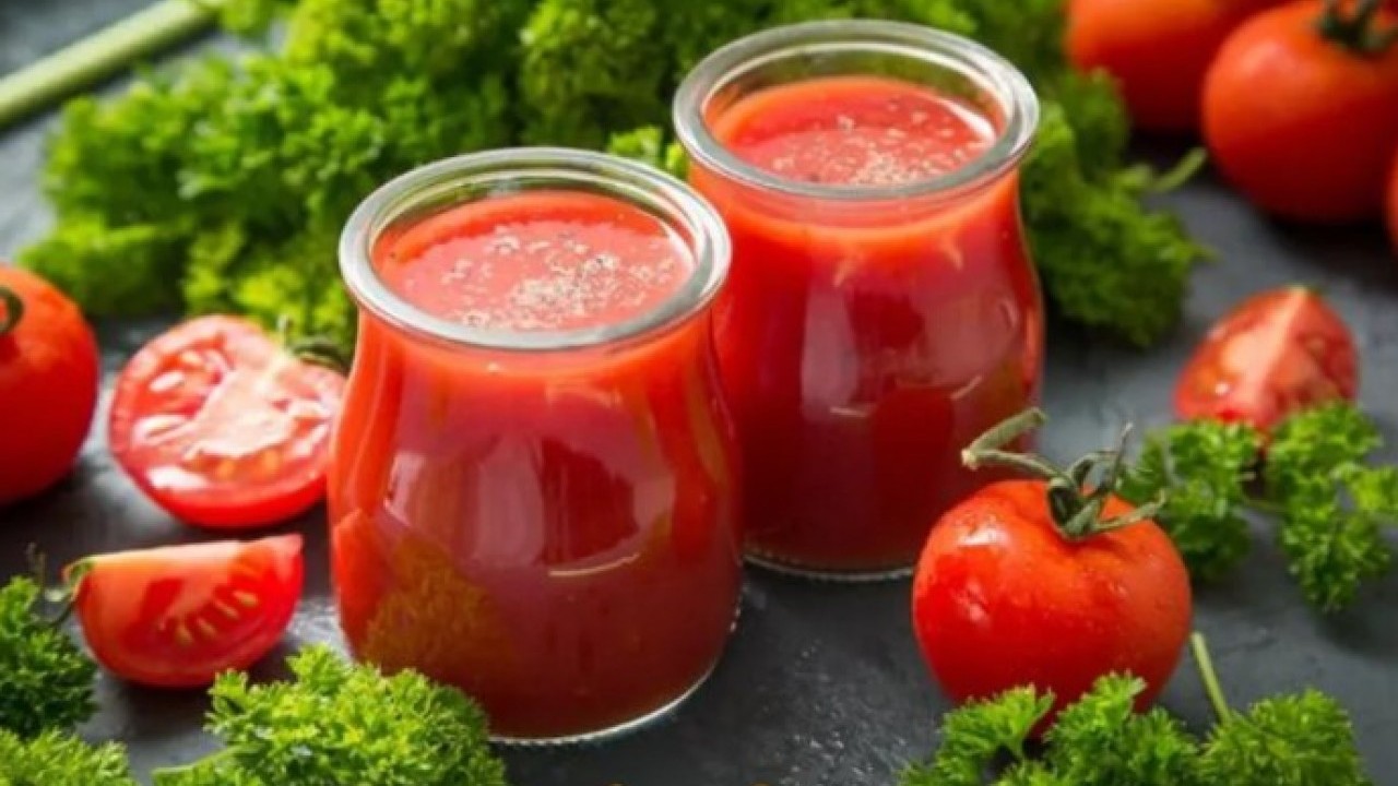 Foto - Her gün bir bardak için: Domates suyunun mucizevi faydası!