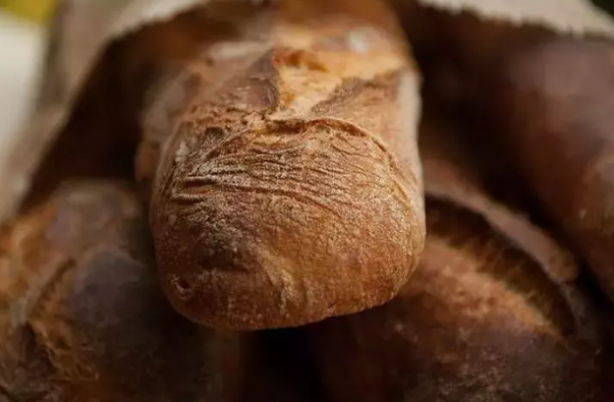 Foto - Her gün ekmek yerseniz bakın ne oluyor! Duyan fırının yolunu unutacak