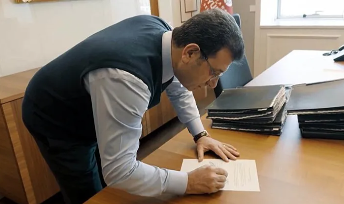 Foto - Her gün yeni bir skandal! Usulsüz toplanan paralar Kapalı Çarşı’da buharlaşmış