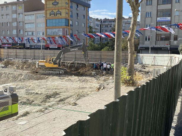 Foto - Her gün yeni bir vaka! İBB koskoca mahalleyi yerinden hoplattı