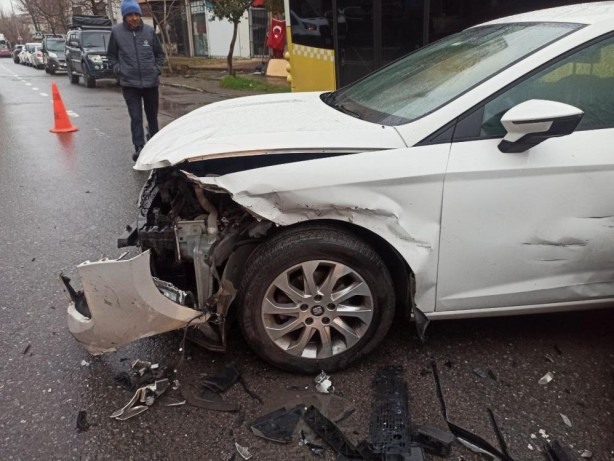 Foto - Her gün yenisi geliyor! Ekrem'in otobüsleri çarpmadan duramıyor