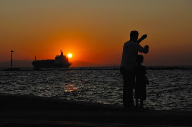 Foto - "Her kırdığın insan için şu tahtaya çivi çak"