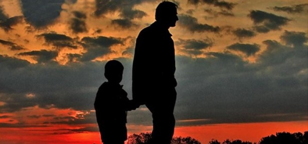 Foto - "Her kırdığın insan için şu tahtaya çivi çak"