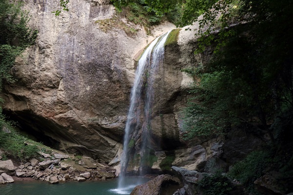 Foto - Her mevsim ayrı güzel! Bu güzellik için kilometrelerce yol yürüyorlar