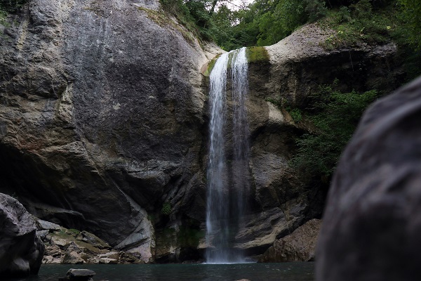 Foto - Her mevsim ayrı güzel! Bu güzellik için kilometrelerce yol yürüyorlar