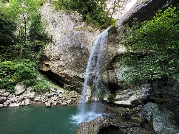 Foto - Her mevsim ayrı güzel! Bu güzellik için kilometrelerce yol yürüyorlar