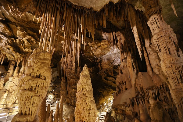 Foto - Her mevsimin gözdesi: Çal Mağarası