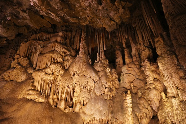 Foto - Her mevsimin gözdesi: Çal Mağarası