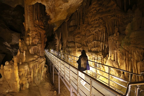 Foto - Her mevsimin gözdesi: Çal Mağarası