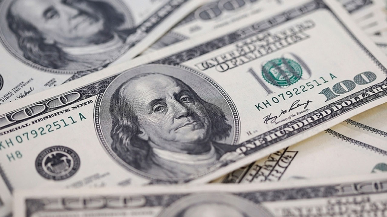 Foto - Her şey 7 gün içerisinde oldu! Türkler koşa koşa dövizciye koştu