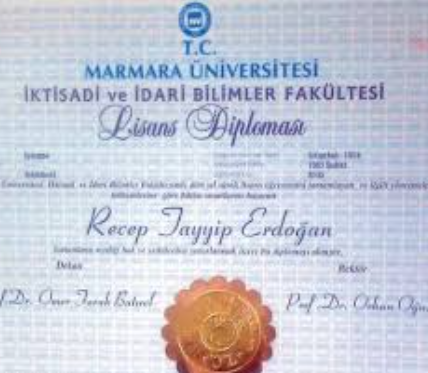 Foto - Her şeyi tamam da bir diploması mı sorunlu? Buraya kadar düştü mü bu iş