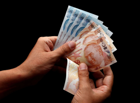 Foto - En düşük emekli maaşlarıyla ilgili 'Konu kapanmadı, duyum aldım' diyerek yapılacak zammı açıkladı